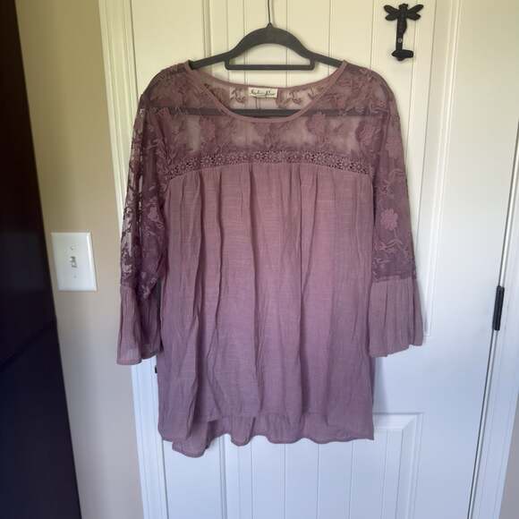 indigo rose Tops - Indigo Rose Women’s Boho Sheer Lace Mauve Flowy Top 2X